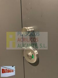 herrajes para cabinas fenolicas
