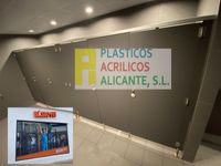 puertas ba&ntilde;os basicfit